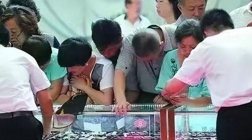 打假网红产品骗局曝光,打假网红，守护消费者权益