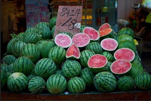 中国吃瓜历史,中国吃瓜历史的演变与趣闻