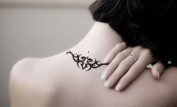 梦见明星有纹身了,明星纹身之谜